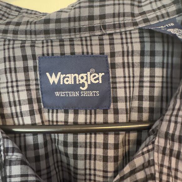 Wrangler Men’s Pearl Snap Plaid Western Short Sleeve Shirt Size XXL Black Gray - Picture 3 of 6